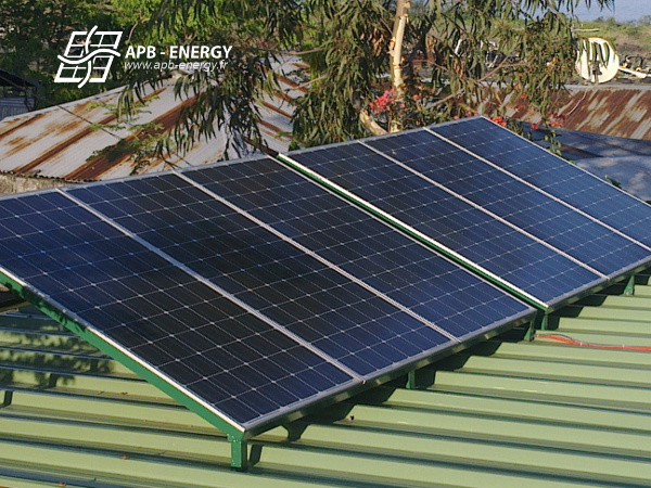 Installation panneaux solaires Comores
