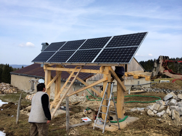 Panneau solaire sur support bois